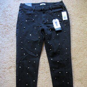 NWT KENSIE BLACK RHINESTONE AND STUD JEANS